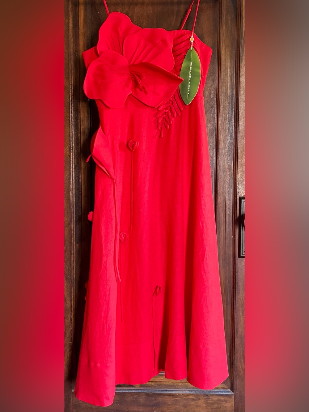 NWT - FARM Rio Garden Appliqué Linen Blend Midi Dress Red - Size: Medium - Picture 2 of 11